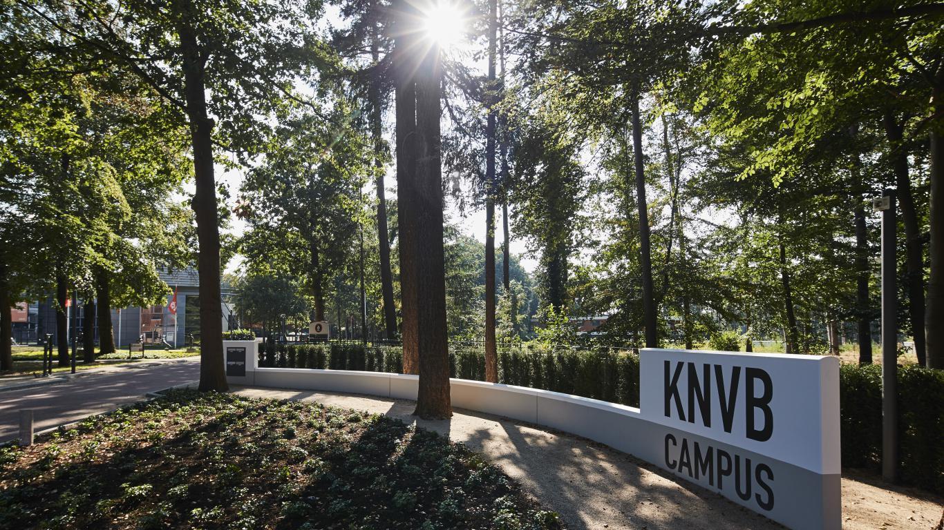 KNVB Campus: Woudenbergseweg 56, 3707 HX Zeist.